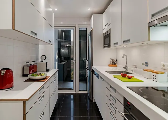 Formosa I By An Island Apartment *