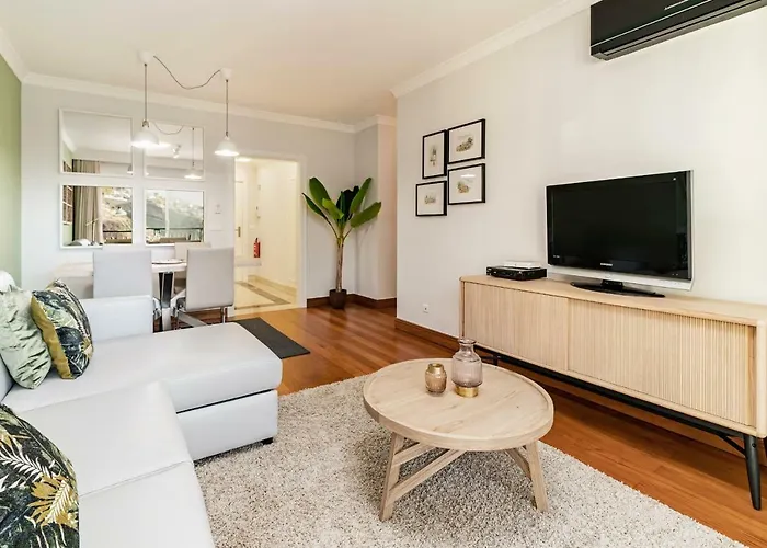 Formosa I By An Island * Funchal (Madeira)