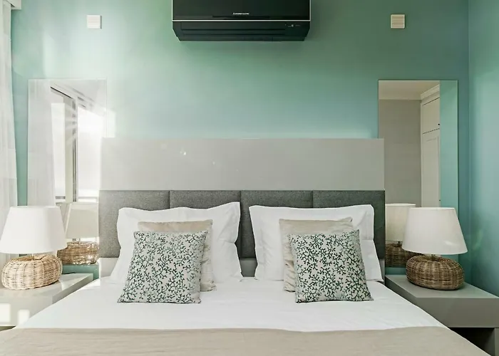 Formosa I By An Island *