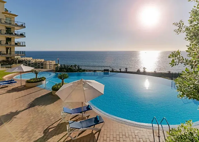 Formosa I By An Island Apartment *